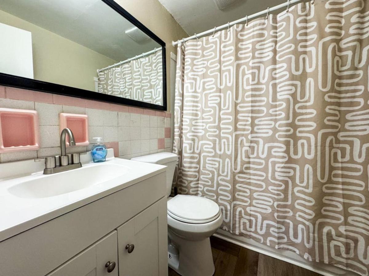 Cozy 2 Bedroom With 5 Beds Sofa Bed And Wifi Pittsburgh